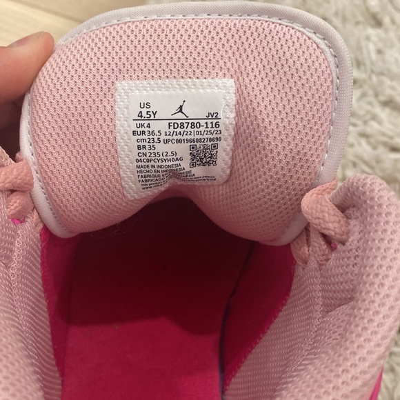 PINK LIMITED EDITION BARBIE SHOES!!!!!!!! - Picture 3 of 3